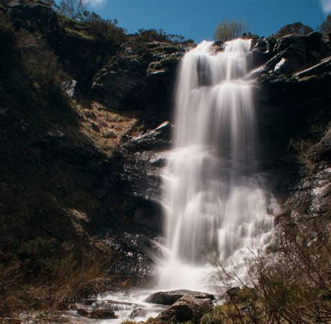 cascadas cerca de leon|7 rutas con cascadas que no te puedes perder en los Montes de。